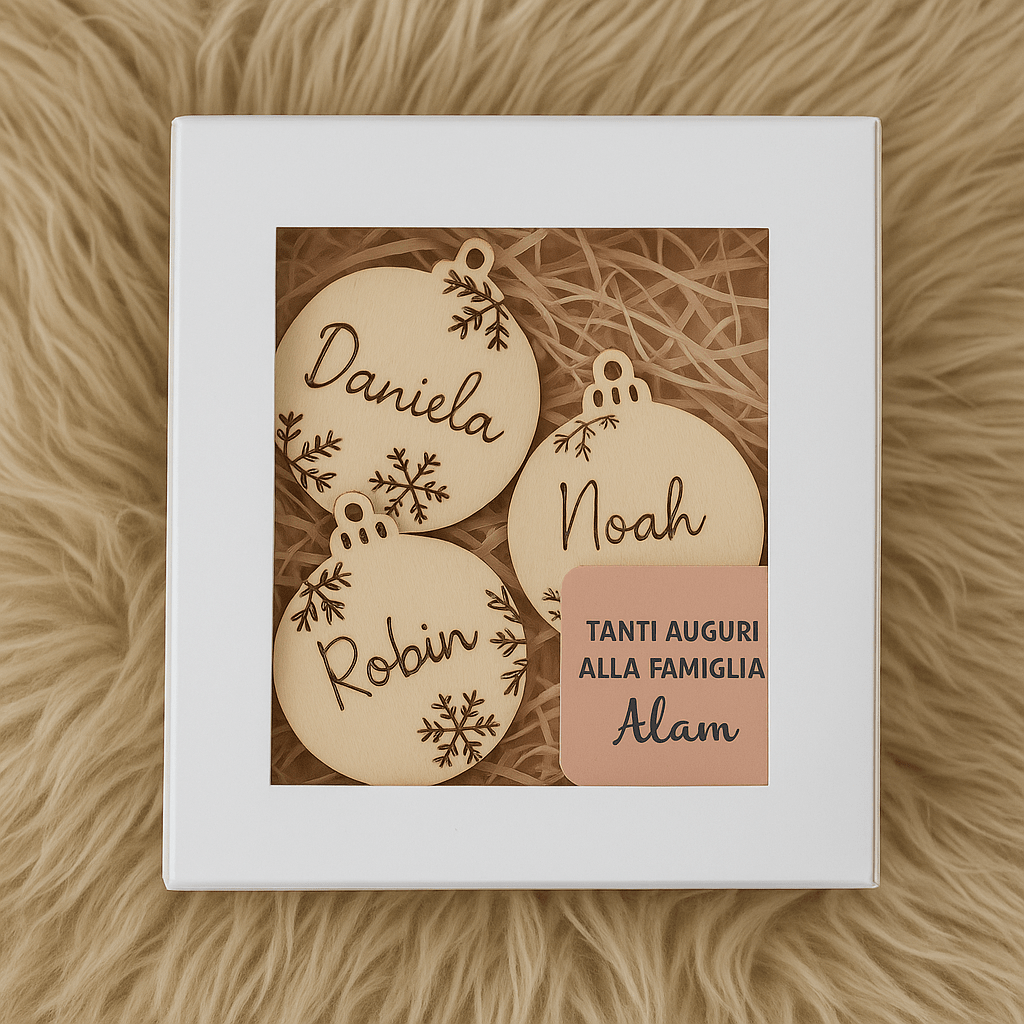 Palline di Natale Personalizzate – Singola o Formato Famiglia | Decorazioni in Legno Incise con Nome - Sorelle Kreative