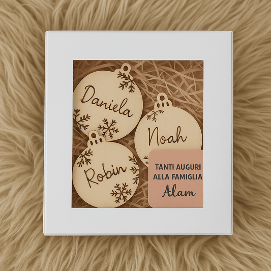 Palline di Natale Personalizzate – Singola o Formato Famiglia | Decorazioni in Legno Incise con Nome - Sorelle Kreative