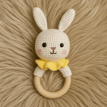 Sonaglio in crochet per neonati in legno naturale – Vari animali handmade - Sorelle Kreative